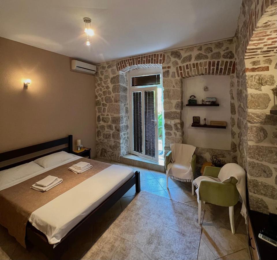 Apartments Marilu Kotor Exterior photo