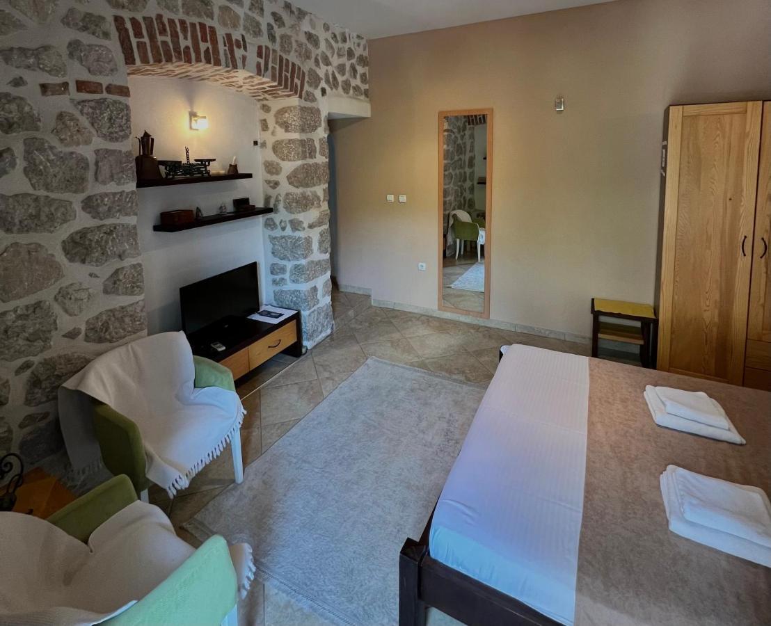 Apartments Marilu Kotor Exterior photo
