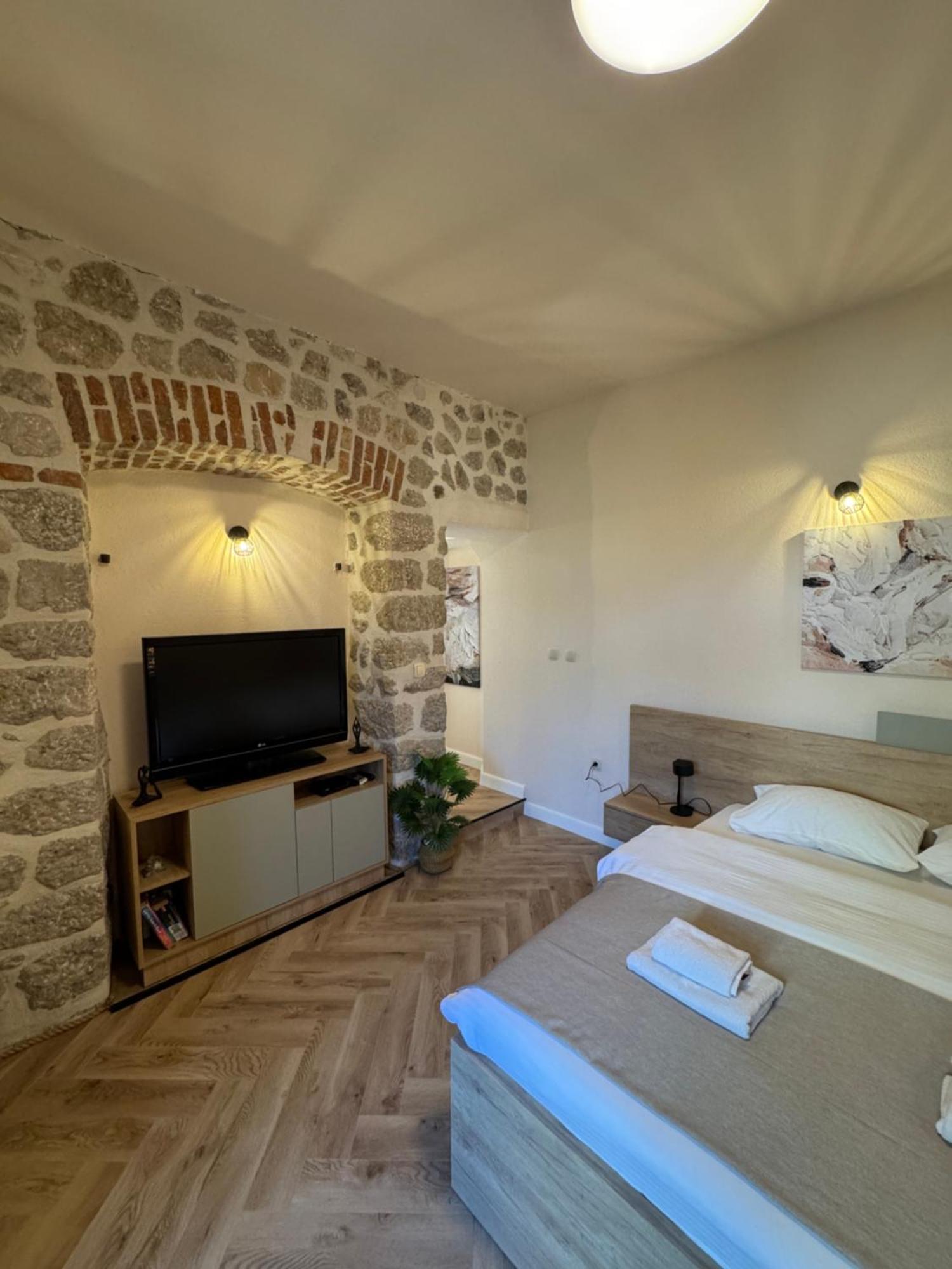 Apartments Marilu Kotor Exterior photo