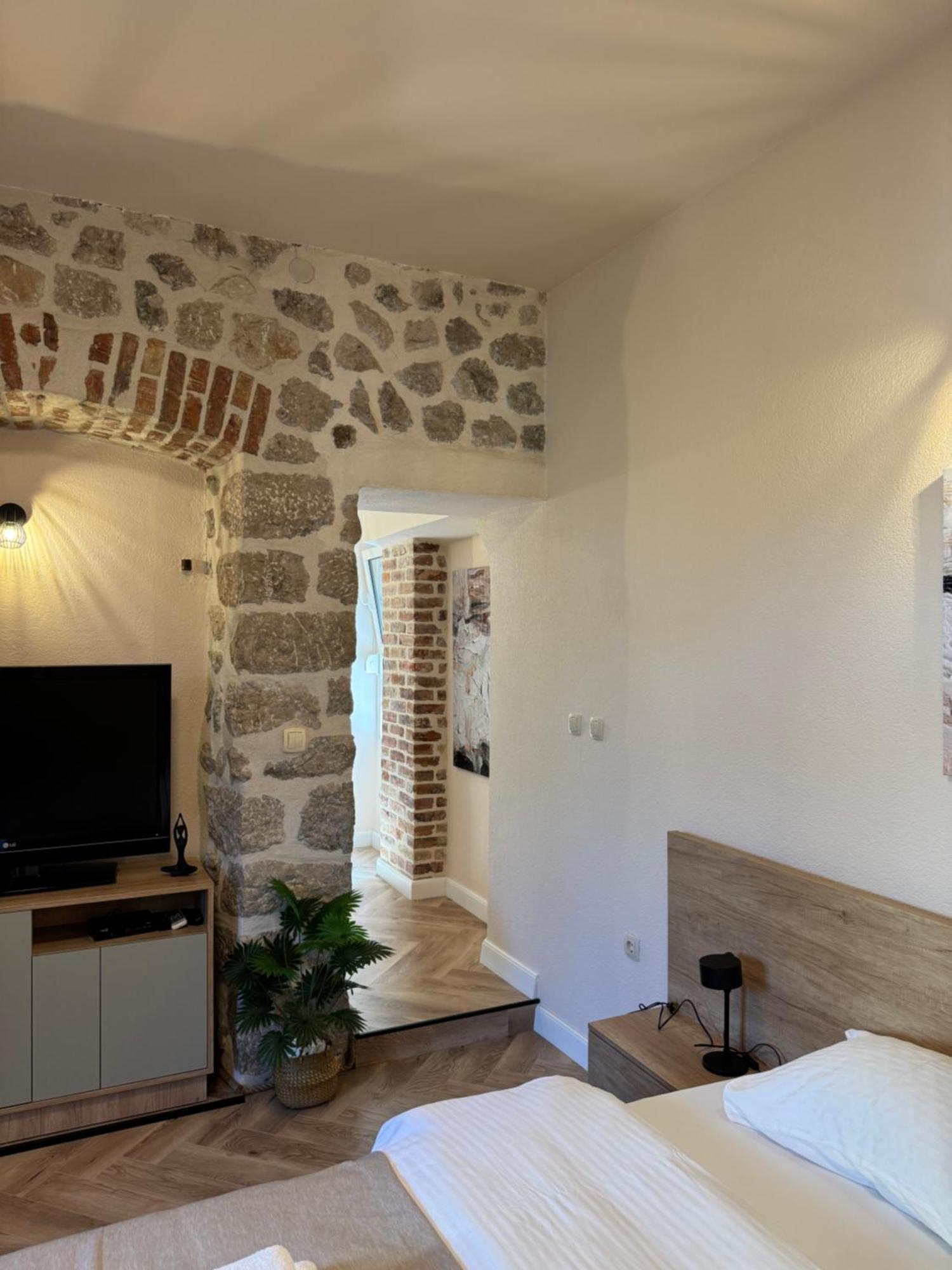 Apartments Marilu Kotor Exterior photo