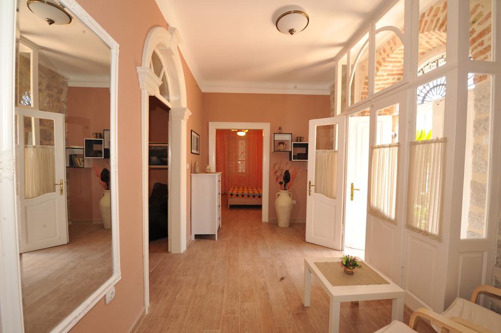 Apartments Marilu Kotor Exterior photo