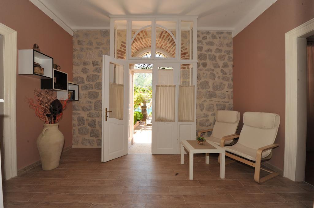 Apartments Marilu Kotor Exterior photo